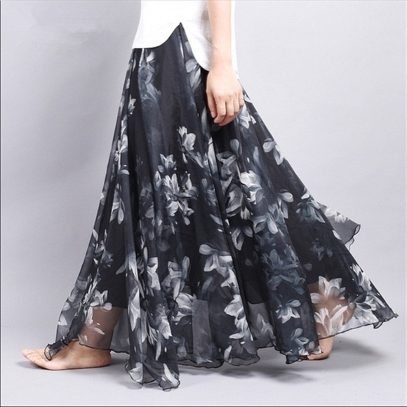 Gorgeous Maxi Skirts! RESTOCKING ALL SIZES JUNE - Picture 5 of 8
